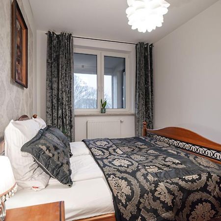 Villa Garden Paryski Ольштин Екстер'єр фото
