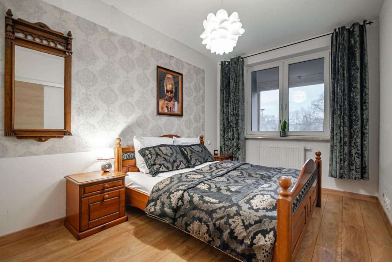 Villa Garden Paryski Ольштин Екстер'єр фото